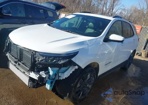 2022 Chevrolet Equinox Awd Rs z USA, uszkodzony, nr VIN 2GNAXWEV7N6104000